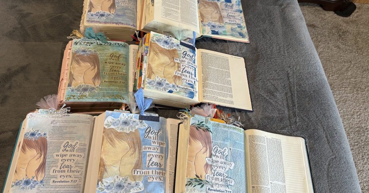 Revelation 7:17 Bible Journaling - Creative Jesus Girl